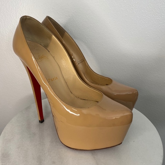 Daffodile Christian Louboutin Nude Size 40 - Picture 3 of 4